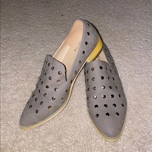 STUDDED SHOES